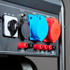 Бензиновый генератор FUBAG BS 7500 XD ES DUPLEX в Костроме фото