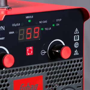 Сварочный полуавтомат FUBAG IRMIG 200 SYN с горелкой 250 А 3 м в комплекте в Костроме фото